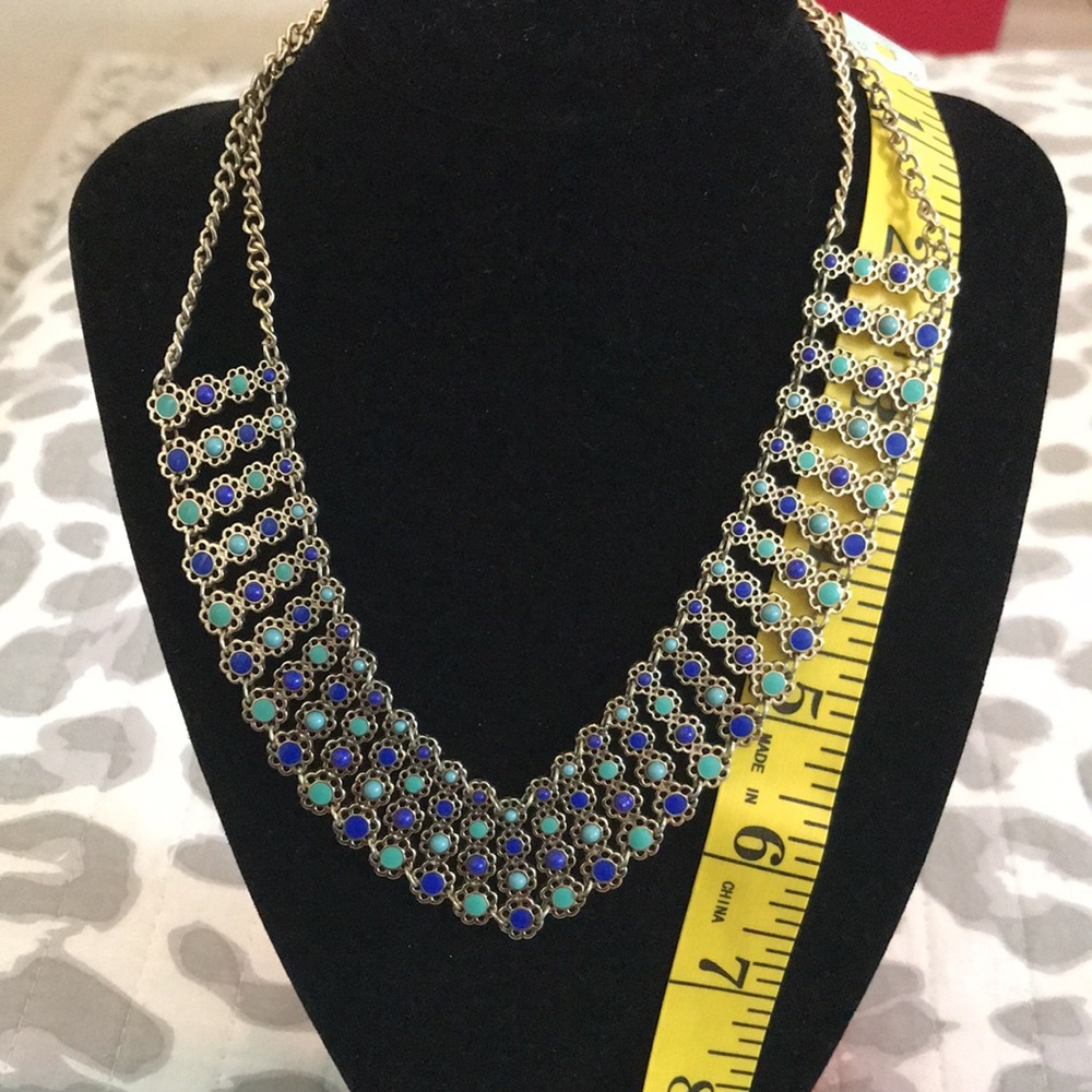 Cleopatra style gold tone necklace - Picture 5 of 10